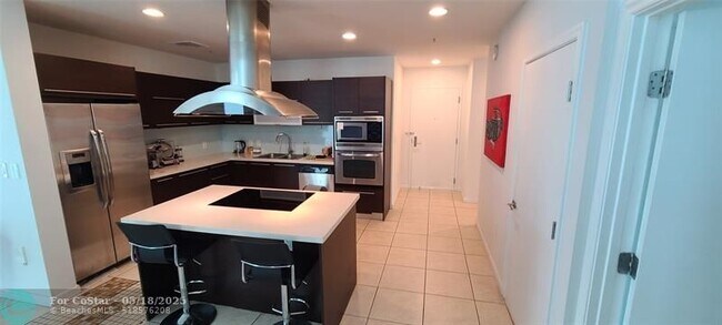Photo - 7928 East Dr Unit 501