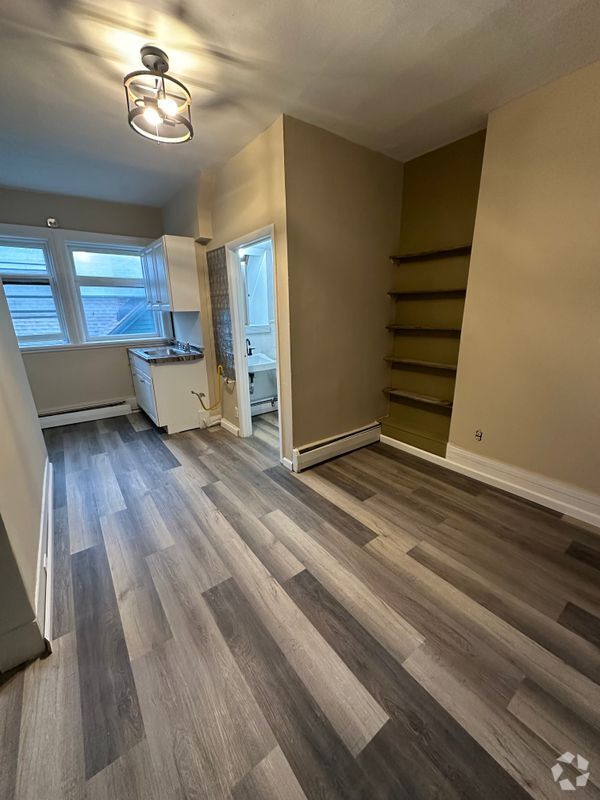 Building Photo - 65 Ashland Ave Rental