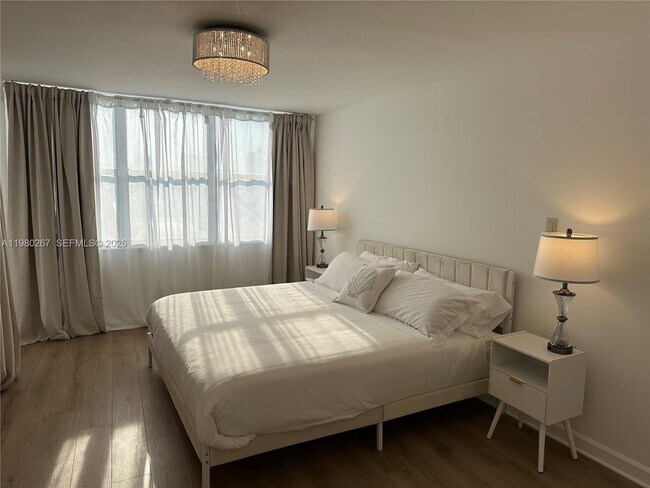 Photo - 6039 Collins Ave Unit 1136