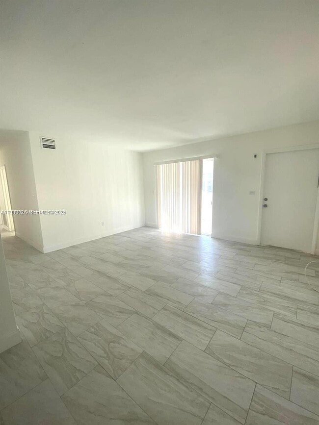 Photo - 1511 NE 42nd St