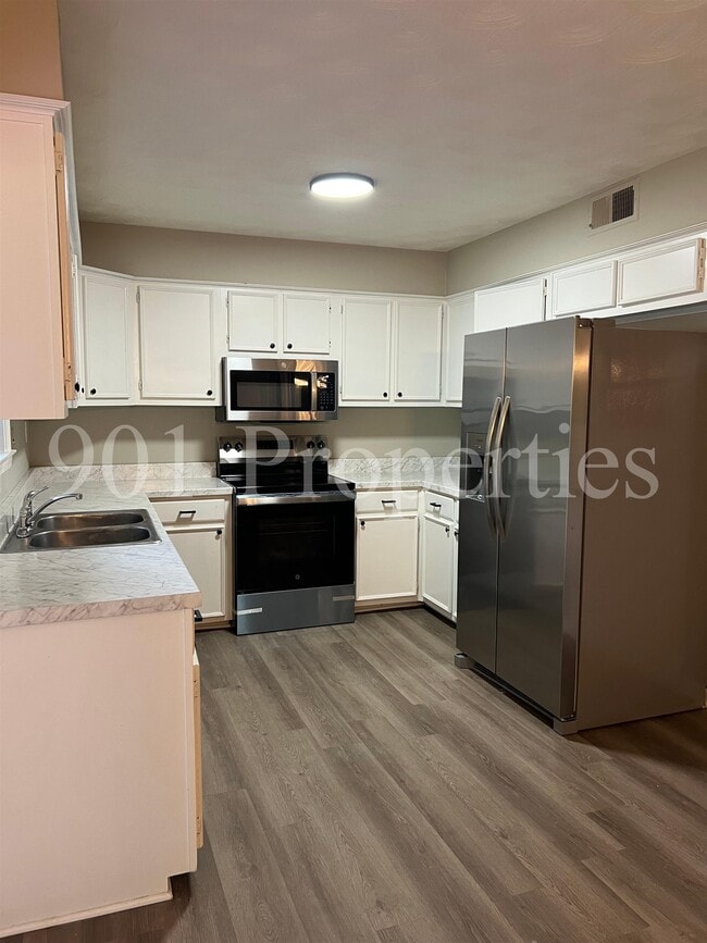 Photo - 5140 Longmeadow Cove