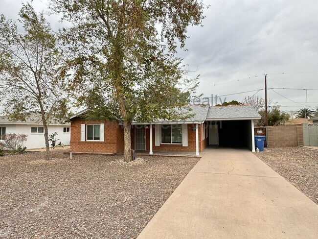 Photo - 2908 E Avalon Dr