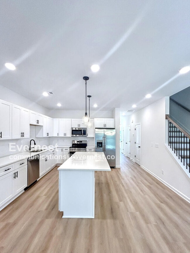 Photo - 630 Austin Dr