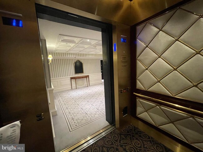 Photo - 801 Pennsylvania Ave NW Unidad 1125