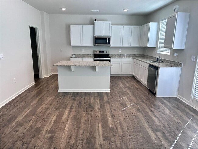 Photo - 259 Grand Hickory Wy