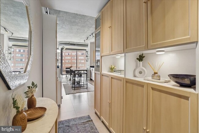 Photo - 1133 14th St NW Unidad 806