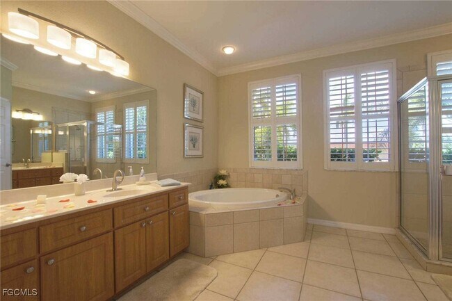 Photo - 4808 SW 5th Pl