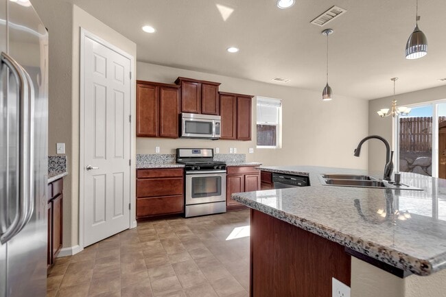 Photo - Golden Valley One Story - No pets permitted