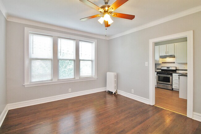 1228D - 1228-1230 N. Austin Blvd.