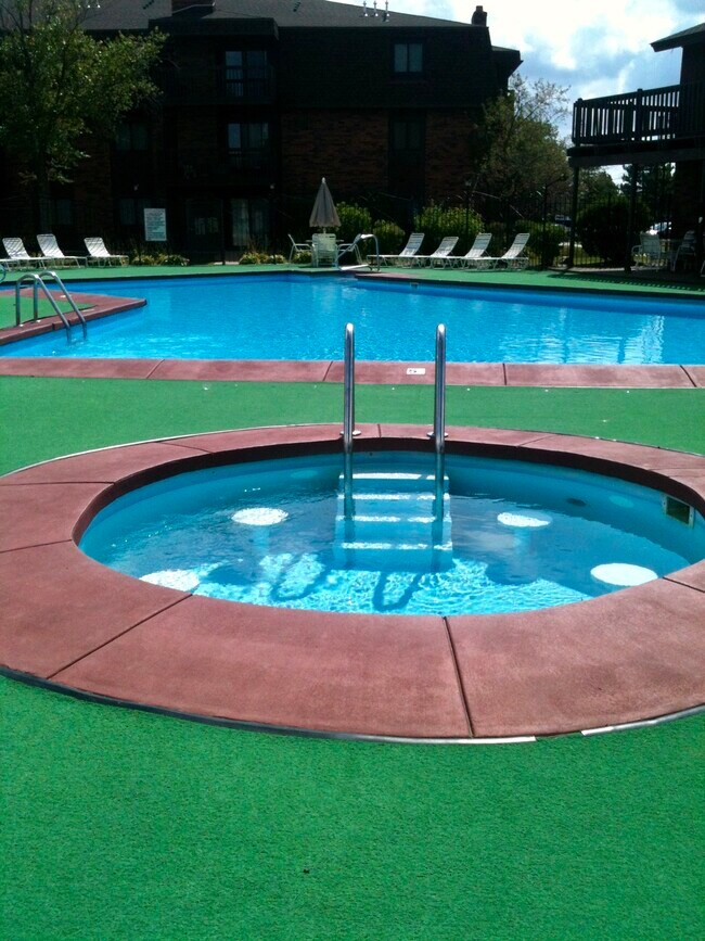 2109 Porte Deleau Ct Condo Condo for Rent in Highland, IN