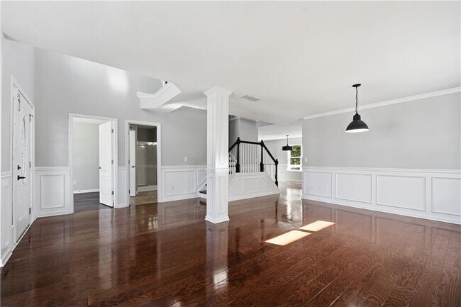 Photo - 1328 Avington Glen Dr SE