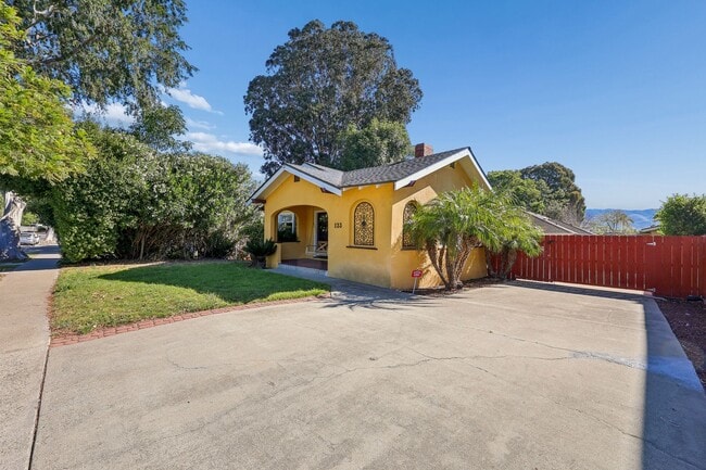 Photo - 133 N Tassajara Dr