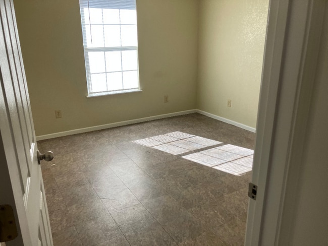 Photo - 504 Cantrell Ave