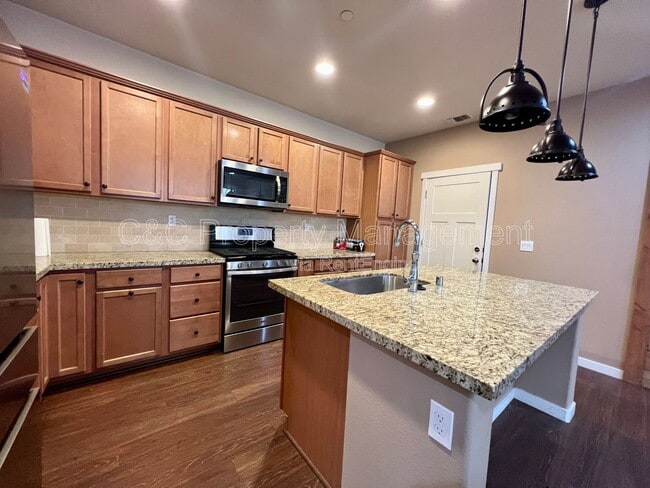 Photo - 17031 Morgan St