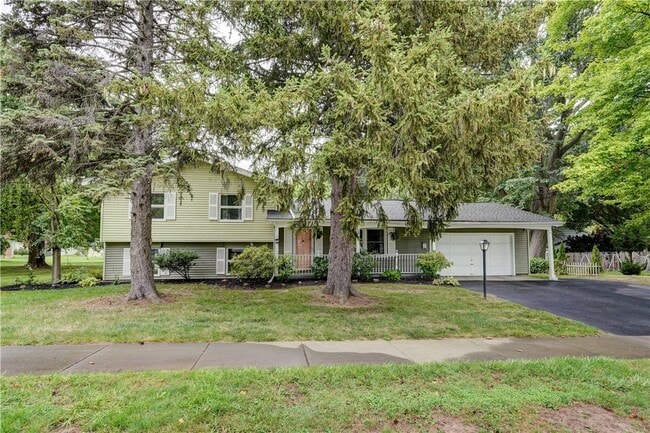 Building Photo - 232 Meadowbriar Rd Rental