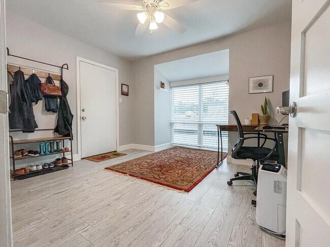 Photo - 12633 Memorial Dr Unidad 174