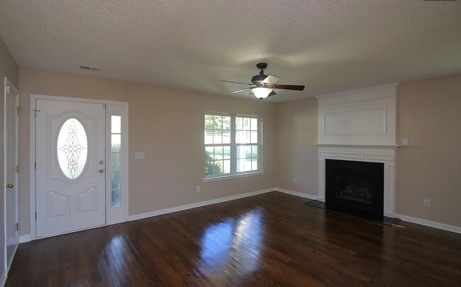 Photo - Spacious 4-Bedroom Home in Prime Columbia Location – Minutes from Fort Jackson!