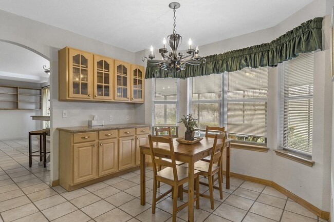 Photo - 5942 Brook Falls