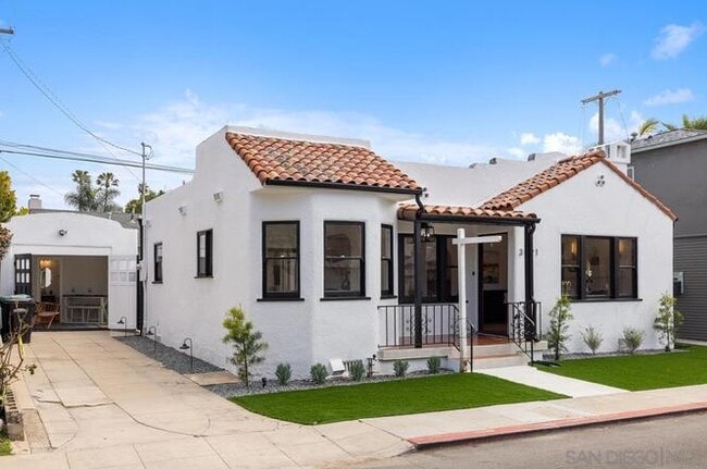 Building Photo - 3521 Park Villa Dr