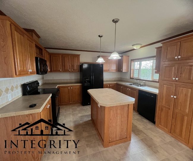 Photo - Ranch Style Single Family Home!