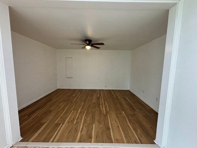 Photo - 163 Alva Cir