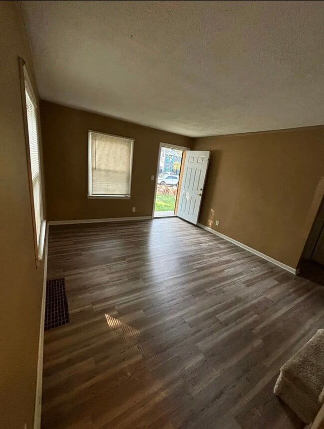 Photo - 3 Bedroom move in ready bungalow