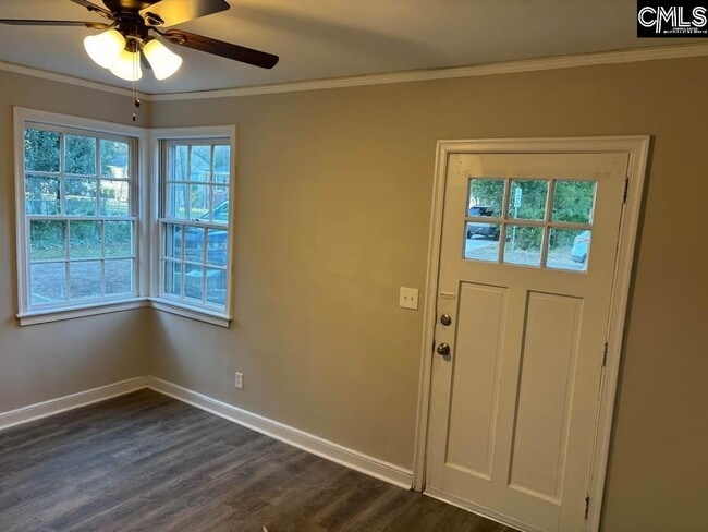 Photo - 2842 Superior St