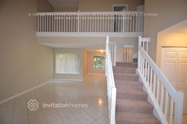 Photo - 930 SW 88th Terrace