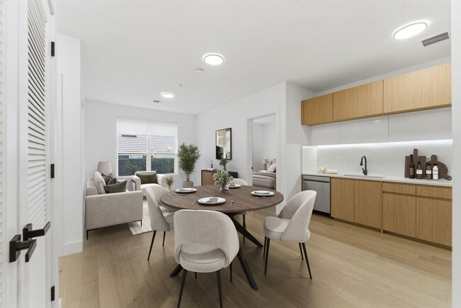 Photo - 649 38th St Unit 203