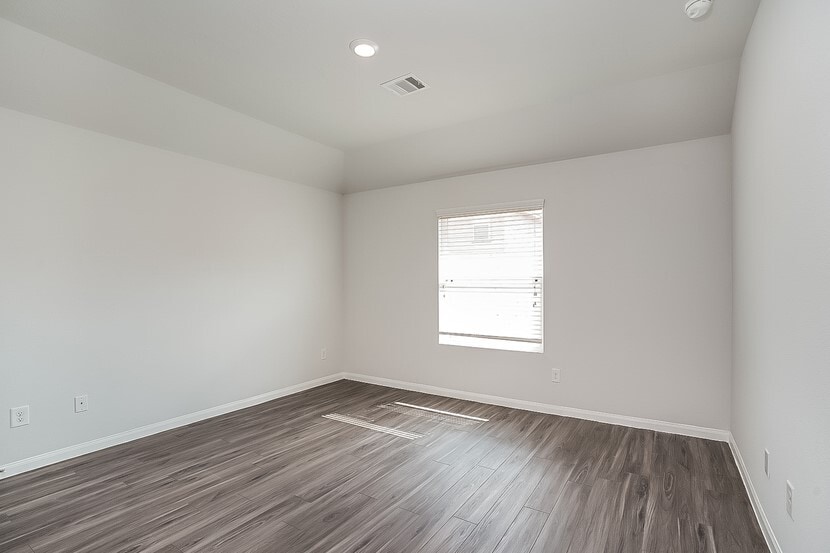 Photo - 18910 Brescia Ln