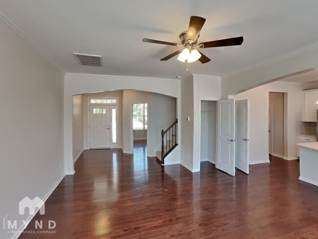 Photo - 776 River Park Road