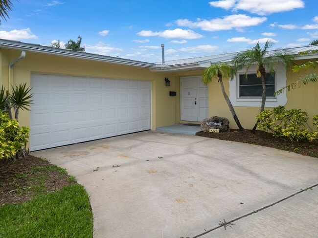 Photo - 403 Bridgetown Ct