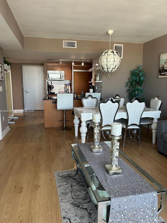 Photo - 50 Biscayne Blvd Unit 4607
