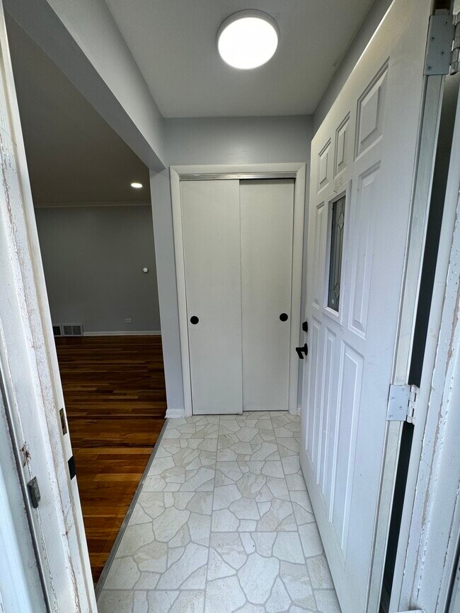 Photo - 1136 Laurel Ln