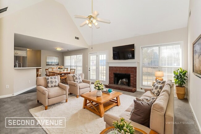 1008 Maria Dr