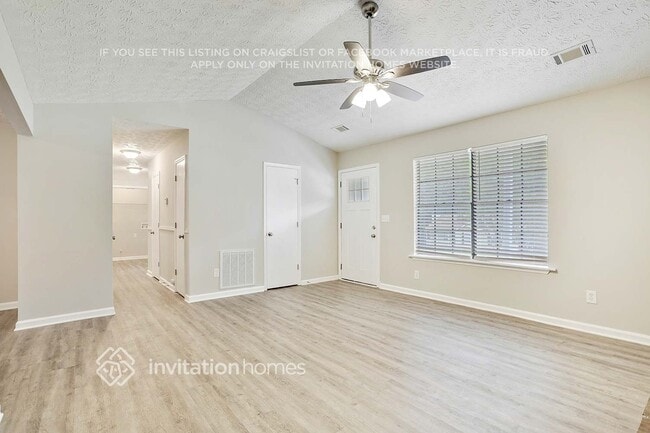 Photo - 6083 Leverett Dr