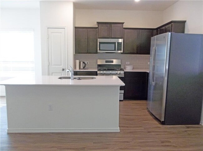 Photo - 15209 Spruce Frost Cv