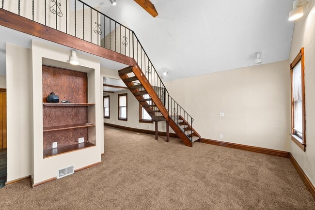 Photo - 9811 Marietta Ave Unidad Upper