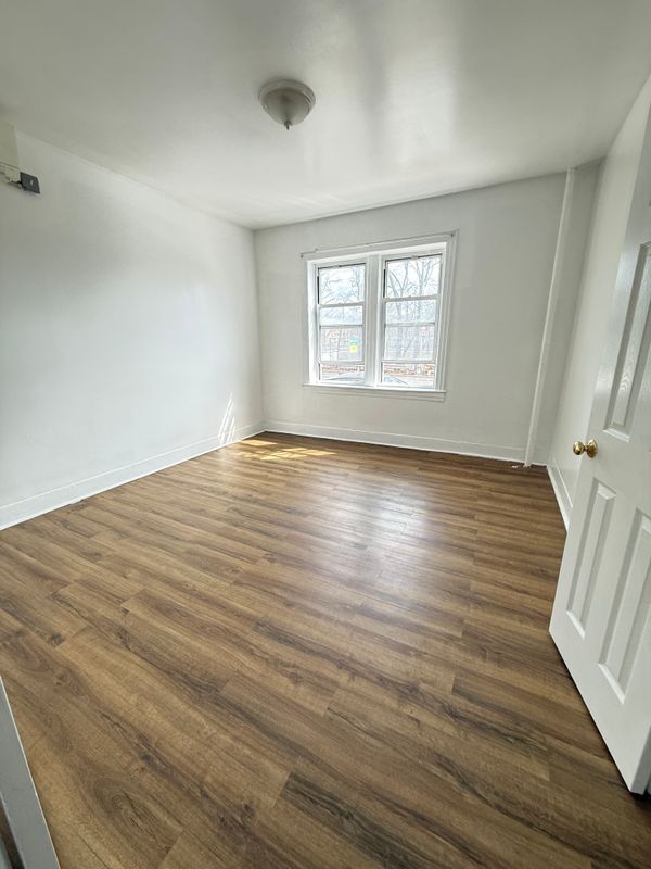 Photo - 112 Gatling Pl