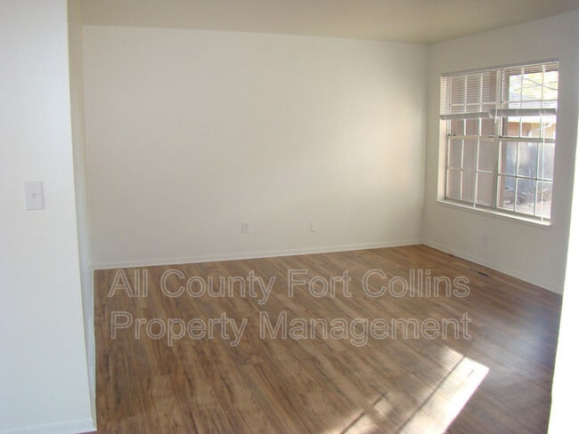 Photo - 1108 Baker St Unidad A