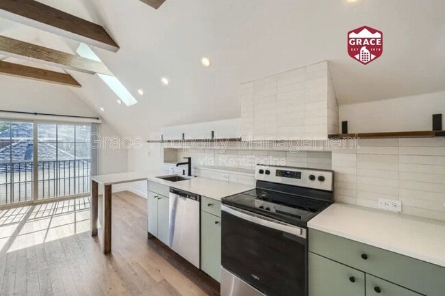 Building Photo - 1308 1/2 South Grant Street