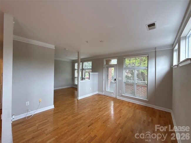 Photo - 534 Oakland Ave