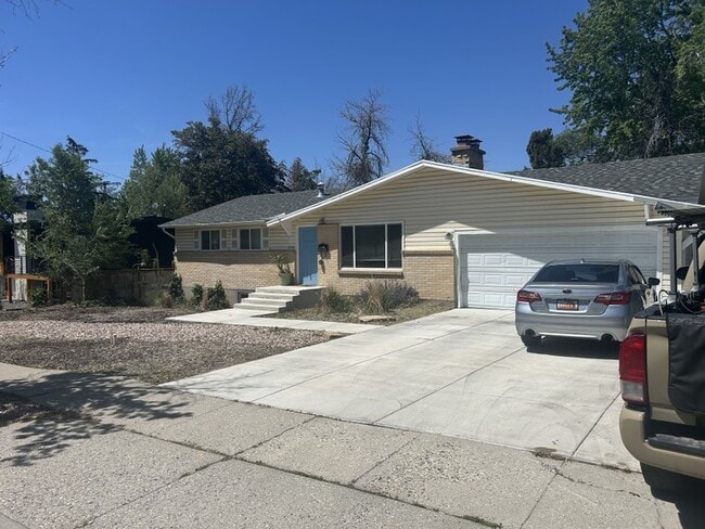 Building Photo - 6540 S 2520 E Unit 2