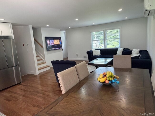 Photo - 3426 Gomer St