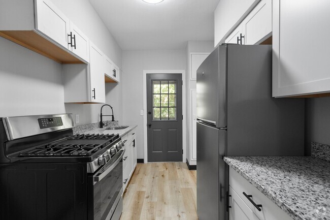 Building Photo - Stunning 3 bedroom home in Carrick availab...