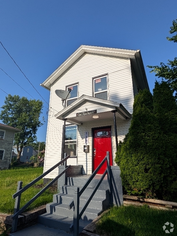 Building Photo - 116 4th Ave Rental