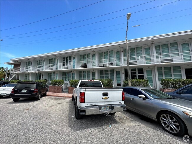 Building Photo - 300 74th St Unit 6 Rental