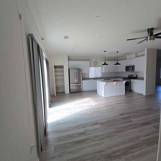 Photo - 631 Las Villas St