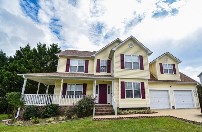Building Photo - COMING SOON~3 Bedroom 2.5 Bathroom with a Large Deck and Bonus Room!