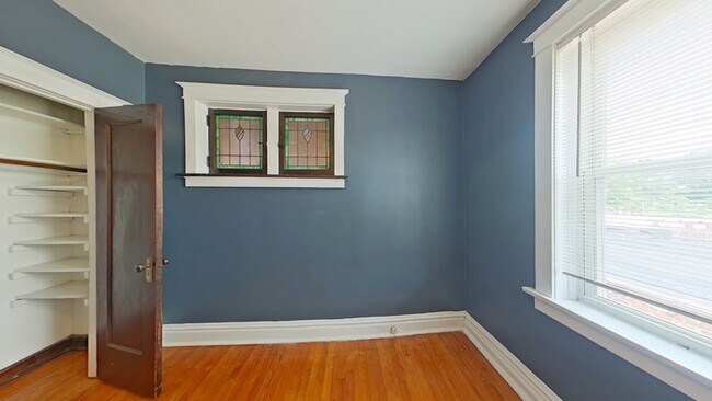 1008 Tamm Ave Unit 1F